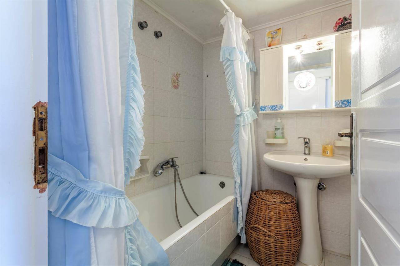 קלמאטה Bright Comfy Flat Near The Beach & The City Center מראה חיצוני תמונה