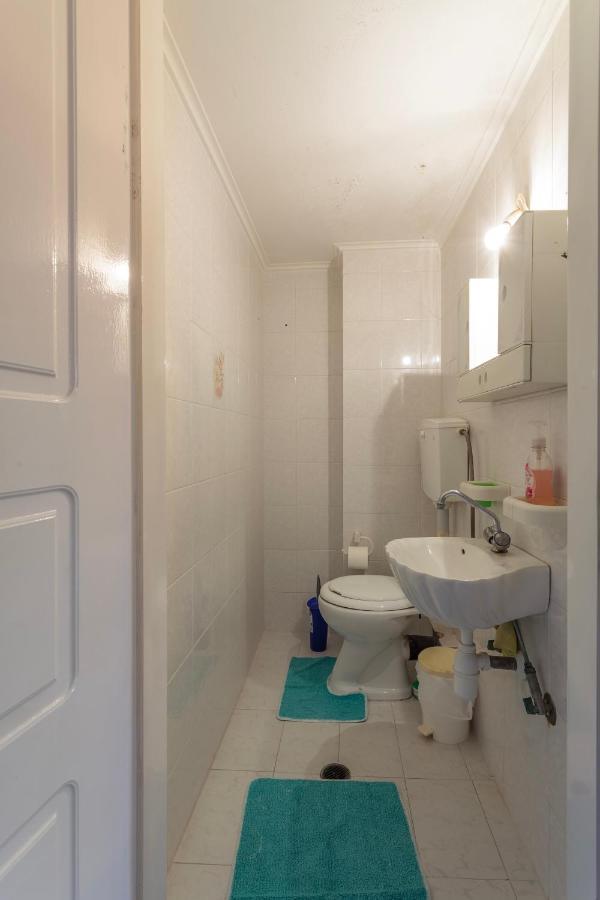 קלמאטה Bright Comfy Flat Near The Beach & The City Center מראה חיצוני תמונה